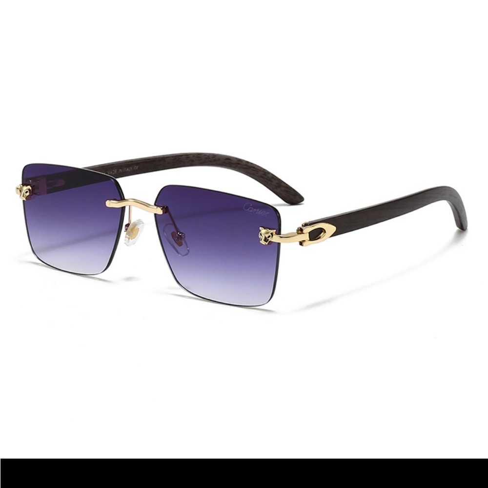 Stylish Gradient Sunglasses with Gold Accents